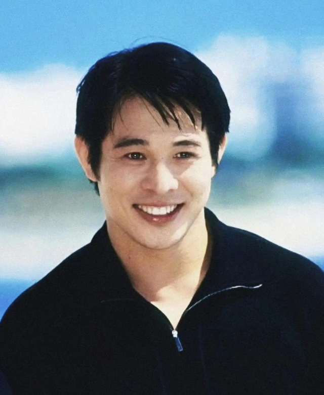 “换心”传闻真相大白仅1月，李连杰官宣3大喜讯 野心太大藏不住了