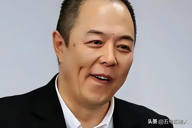 表面德高望重，背地里一肚子坏水，这四位老艺人太让人意外了