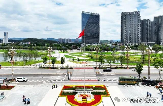 从“钢铁之城”到旅居胜地 安宁30年绘就“有一种叫云南的生活”图景