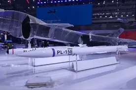 打200公里，霹雳15专为五代机打造，印度元帅：巴铁第一个受益者图片