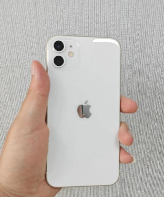 iPhone11的拍照功能在2025年算是什么水平？