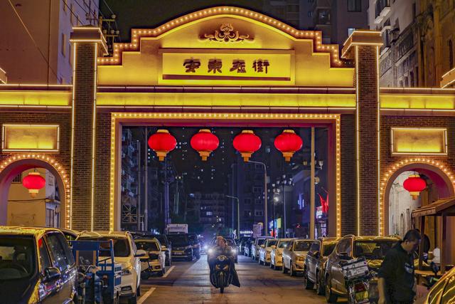 鸭绿江畔，一江两国，辽宁丹东和时光与江潮共舞