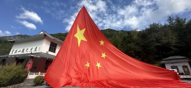 留坝紫柏山为国庆旅游高峰做足准备,共赏绝美秋色