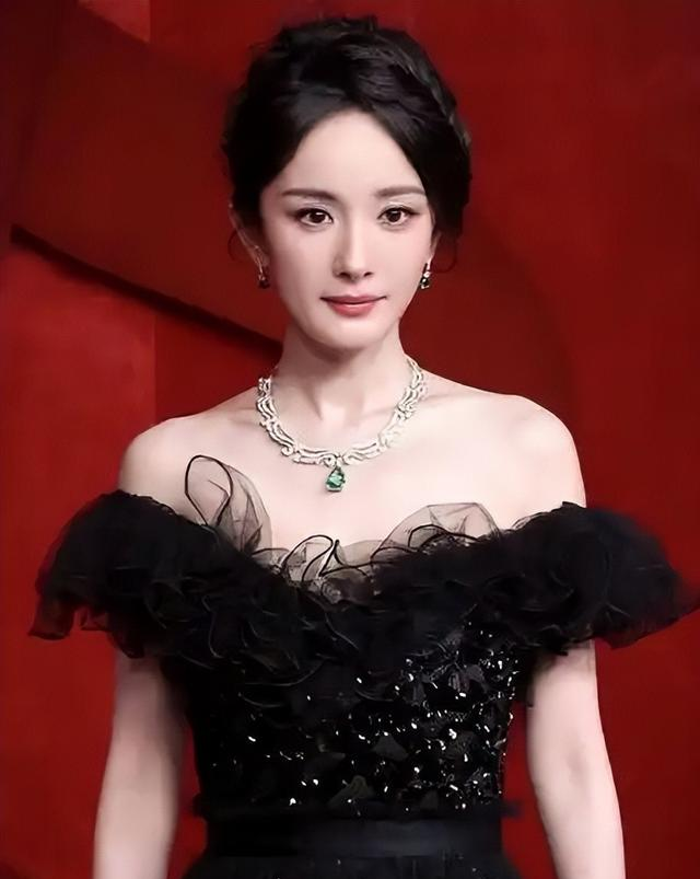 身价过百亿，坐拥北京一条街	，出门私人飞机，京圈富婆都有谁