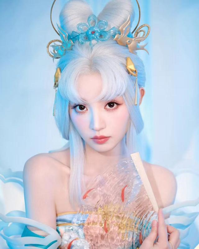 和平精英女子竞技秀场要来了❓女明星COS合集