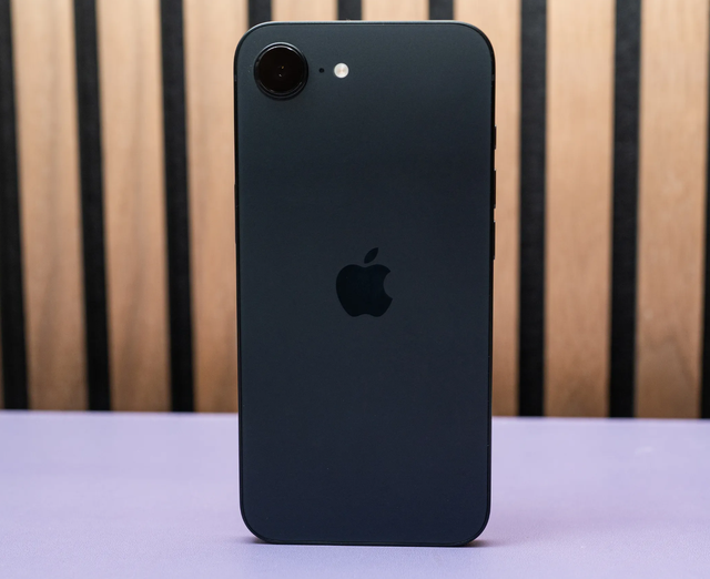 测评上百次！这是 2025 年最值得入手的 7 款 iPhone，全系优缺点对比