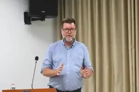 美《外交事务》谏言中美避免世界大战的办法，等同于要让中国投降图片