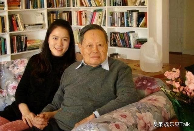 翁帆也没想到	，丈夫杨振宁去世后，竟因生前一个举动再次口碑暴涨