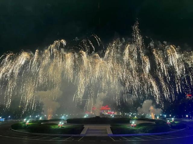 定了！元宵节，肇庆这些地方将有大型烟花秀！