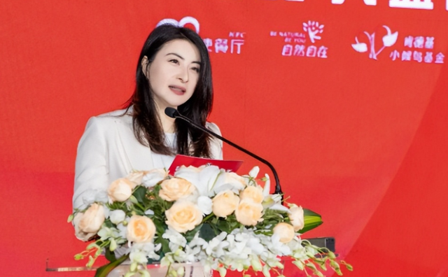 不到72小时4大瓜，代孕出轨	、代言暴雷、欠税	，郭晶晶也“遭殃”