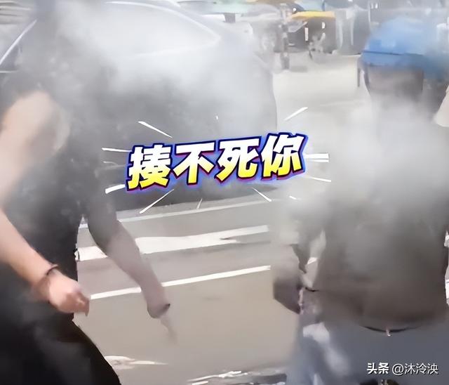 女司机暴打外卖员后续：道歉赔偿，正脸曝光太反差，朋友已被拘留