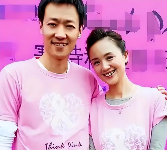 辛柏青丧妻刚满100天，离谱的事就发生了，被撮合娶马伊琍引争议