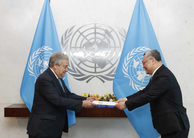 1900个航班被取消	，日本报复来了，要明抢钓鱼岛，中方反制来了