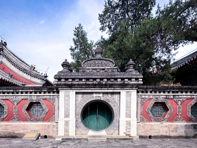 比故宫便宜，比天坛人少！快来免费的“京西小故宫”光影美绝了！