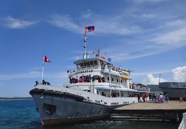 蒙古还有湖？水量是三峡水库的近10倍，是全中国所有湖泊的1.7倍