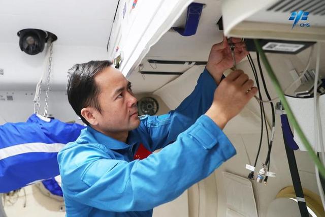 神舟二十一号成功发射！美国封锁失败，中国2030年前实现载人登月