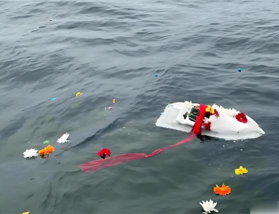 中国将迎人口死亡高峰？22年1041万，23年1100万，去年死亡多少？