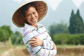 农民60岁以后就不能工作了。那他们拿什么养老？看看人们怎么说。图片