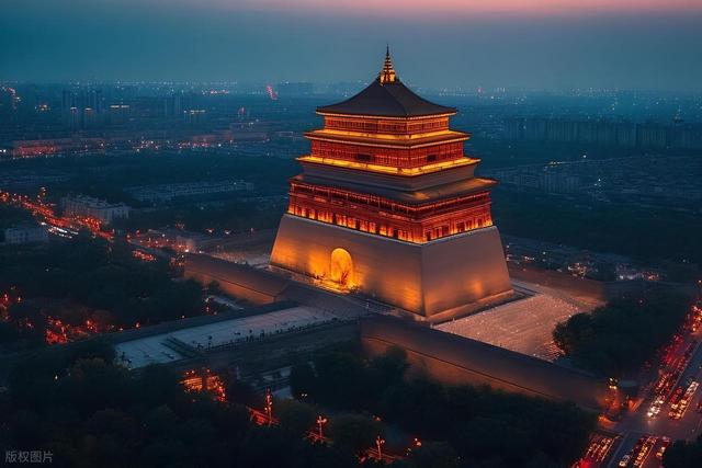 游览洛阳古迹，感慨王朝兴衰，杜牧赋诗一首