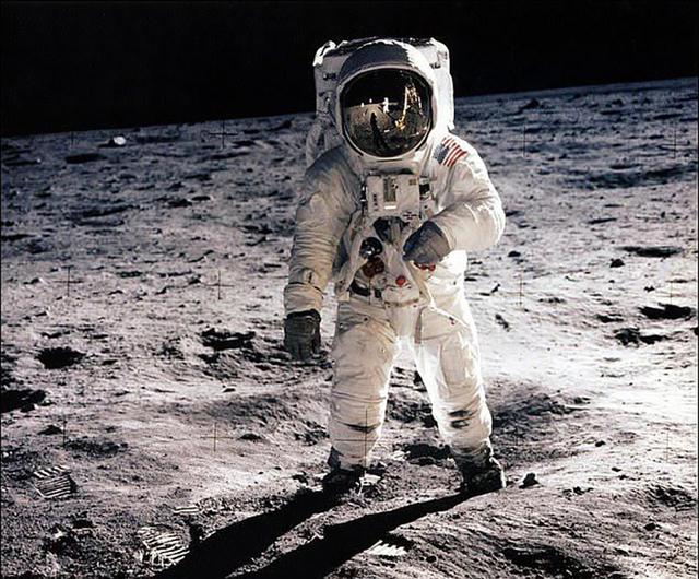 人类月球日（Human moon day）