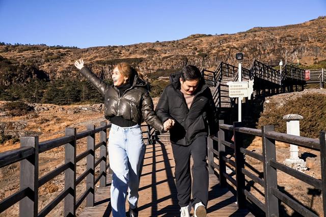 【外眼看云南】从雪山到蓝莓园：一场跨越千里的“胞波”暖冬行圆满结束