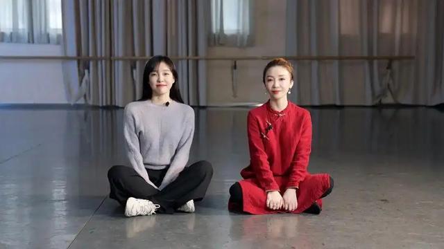 九三文艺晚会总导演身份曝光，原来是她们，难怪看得人热血沸腾