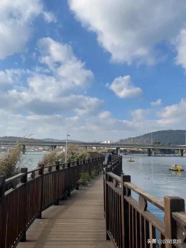 去一次就爱上！昆明滇池边的“小鼓浪屿”，是你冬日治愈的天花板~