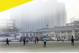 冷风袭来 气温骤降 太原市各大体育场馆却依然人流涌动、热闹非凡图片