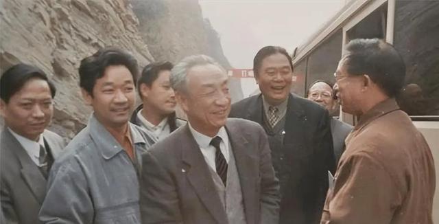 他是叶剑英的女婿，人称“朴实无华的好总理”，如今98岁依然健在