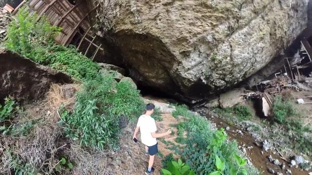 重庆綦江大山深处发现岩洞人家，几代人逍遥自在生活近百年