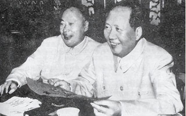 1959年，毛泽东约见贺子珍，闲聊中问起：你这几年生活得怎么