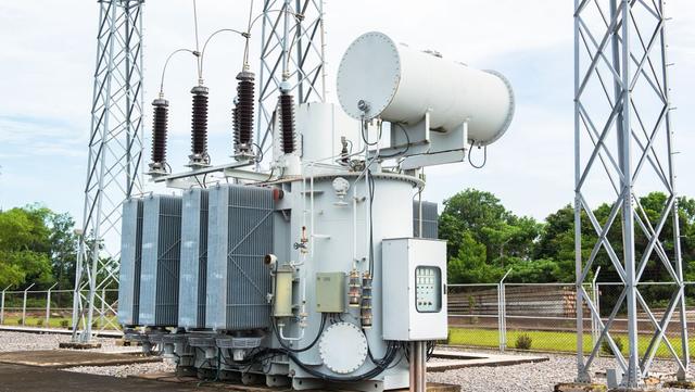 全球缺货中国“管够”！变压器成全球抢手货，中国出口逆势涨51%