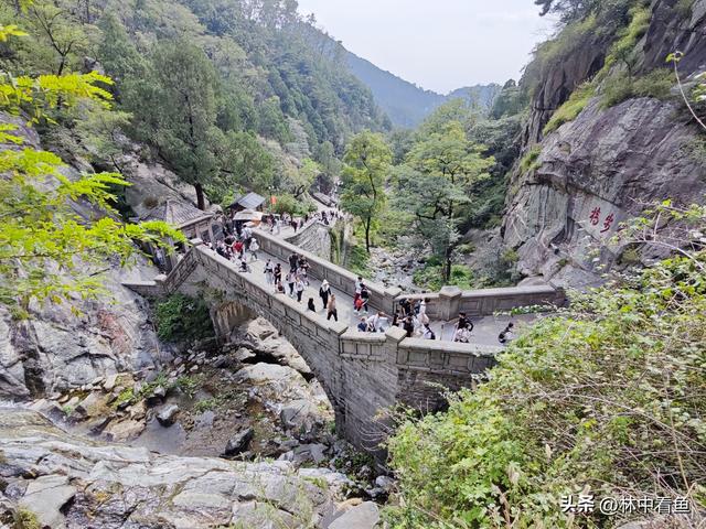 徒步登泰山之二——又是3小时，从中天门到南天门，不累！