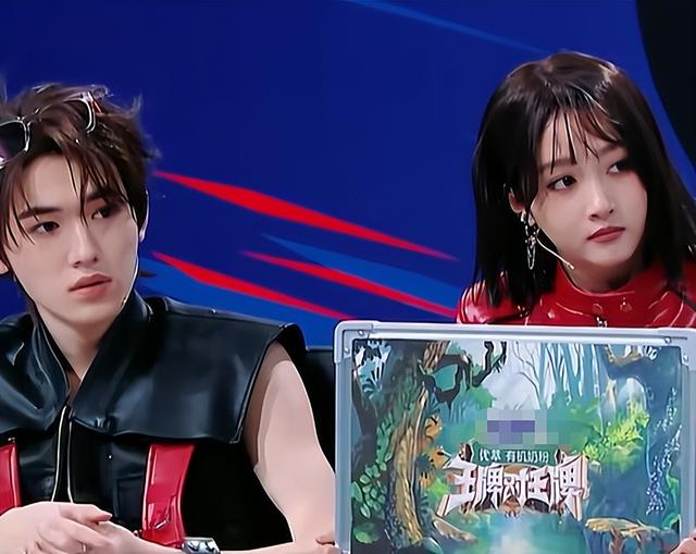 司晓迪鹿晗风波仅3天，央媒点名关晓彤	，释放2大信号，风向变了