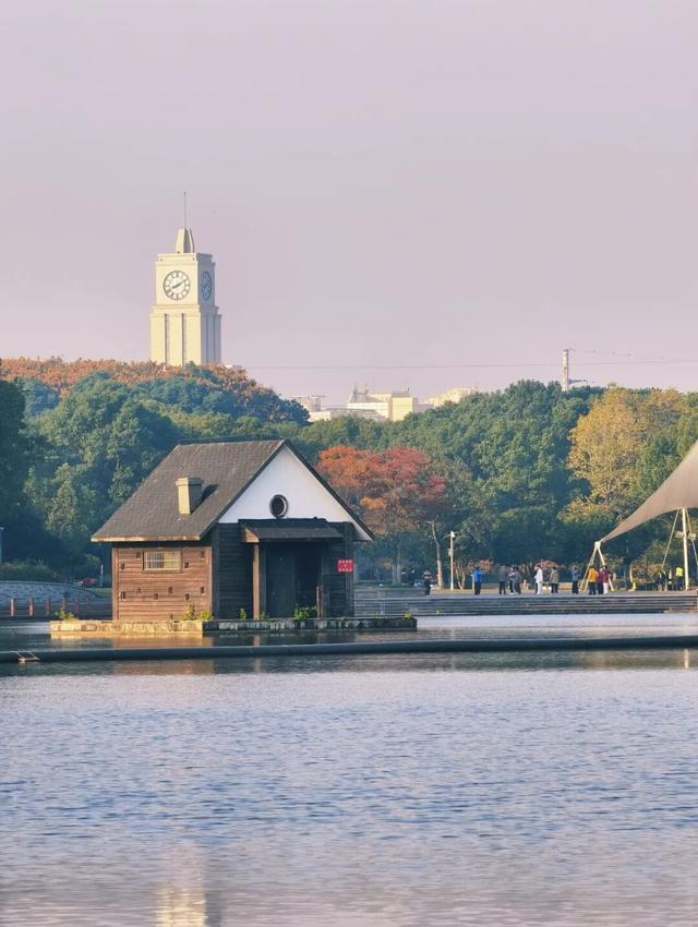 逛起来！8小时10个公园！