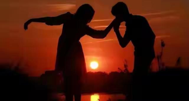 一夫一妻制正被淘汰？未来3种模式或成主流，你接受哪个？