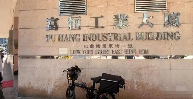 浮尸黄金大劫案炸弹，再挂八号风球，香港这一周TVB都不敢这么编