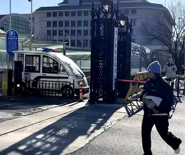 全红婵正式回归亮相！身材高挑颜值抢眼，留长发后判若两人