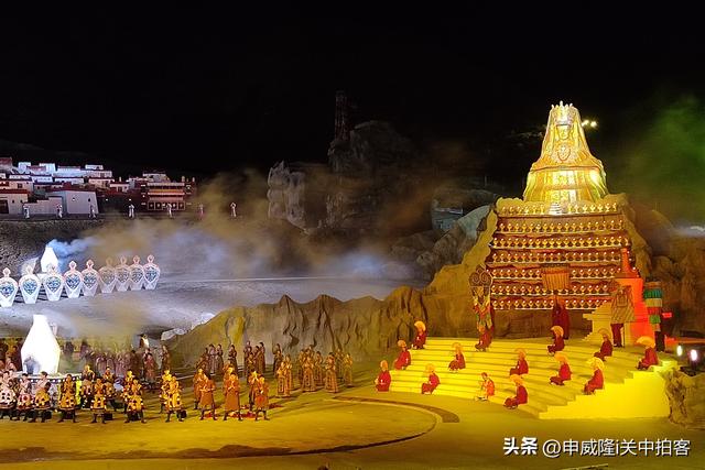拉萨市：观看《文成公主》大型实景剧