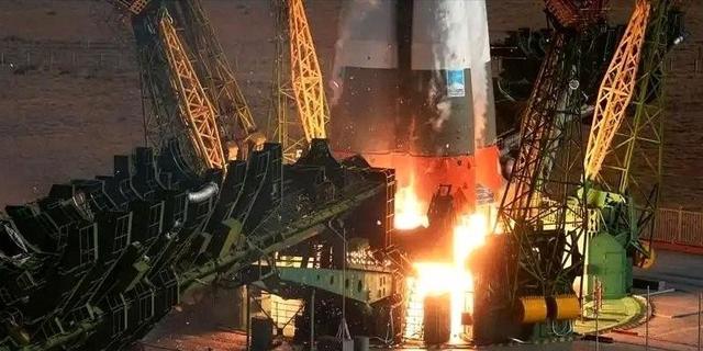 中国神舟20号推迟返回，俄罗斯提供建议，给出5种方案，引发关注