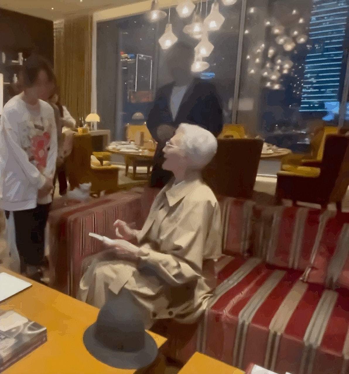 梅耶·马斯克 中国 网红_马斯克