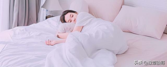 一睡着就多梦？不单是 “压力大”！中医4 大病因，助你睡个安稳觉