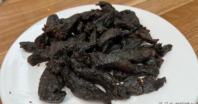 如果家里不差钱，这4款零食，建议中老年人该吃就吃，营养又解馋