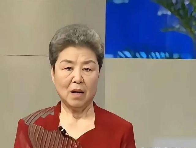 曾仕强离世7年，家人过得怎么样？夫人92岁仍健在，儿子事业有成