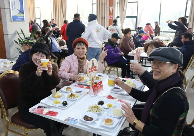 不虚此行！上海阿姨为何狂赞？