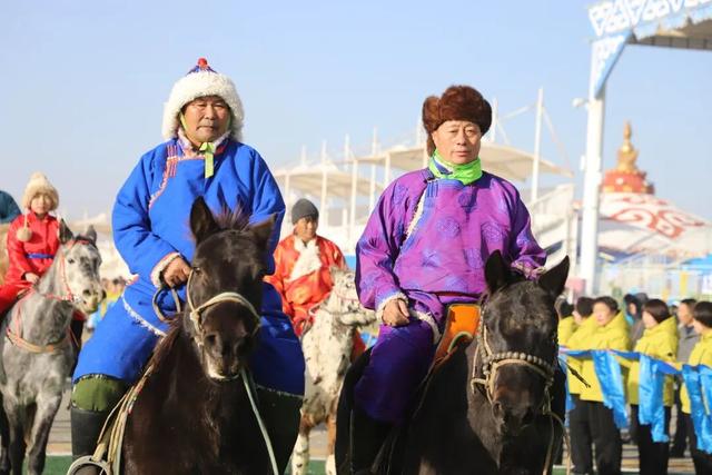 策马踏雪欢歌起！达茂旗冬季那达慕“热力值”超标