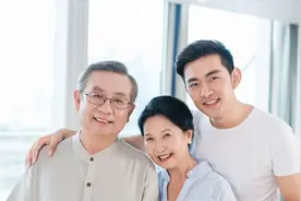 多子女家庭，“最有出息”的是老几？原来早有预兆图片