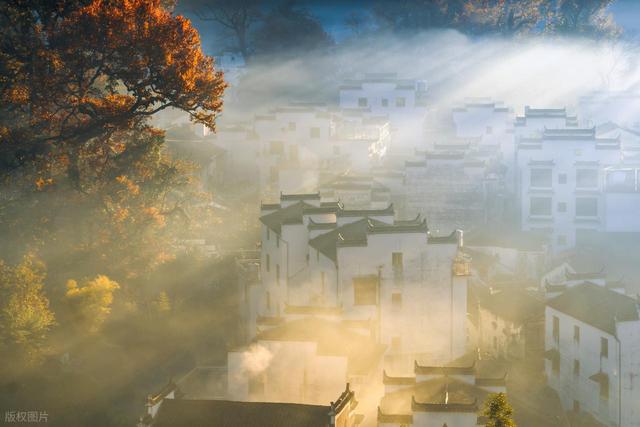 11月-12月适合去的8个古村镇，秋色浓烈，赏秋好时候