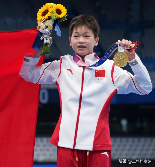 18岁全红婵即将开启大学生涯，如今又美又有实力，央妈没看错人