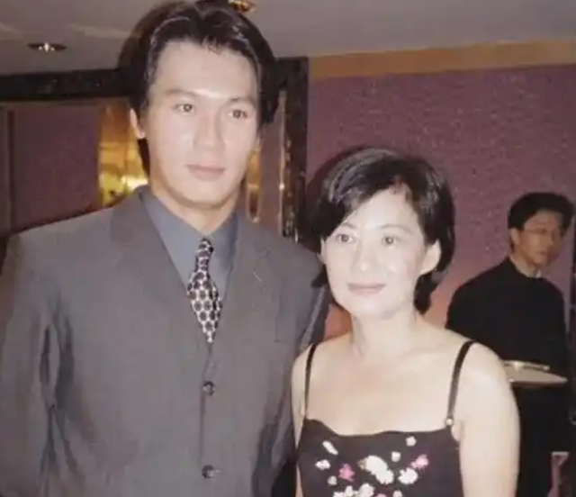 许绍雄刚走，又一港星传出噩耗，“最帅展昭”病逝	，原来早有征兆